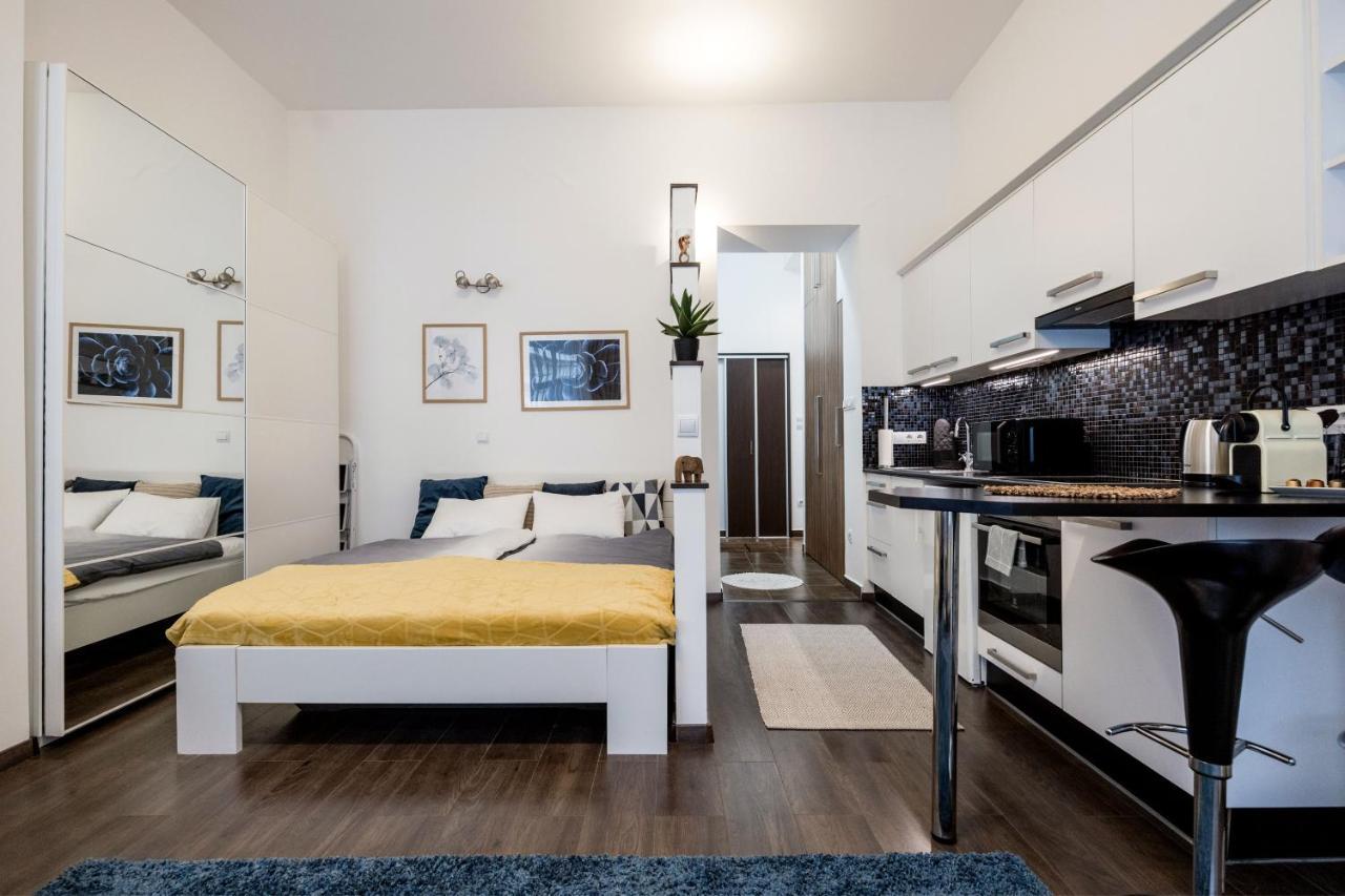 Stylish Downtown Studio Budapeşte Dış mekan fotoğraf