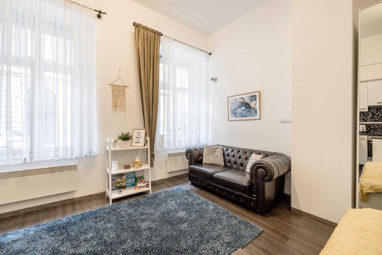 Stylish Downtown Studio Budapeşte Dış mekan fotoğraf